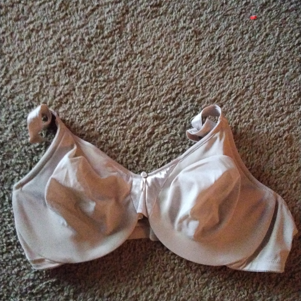 Olga 5006 38D Bra Beige No Tags